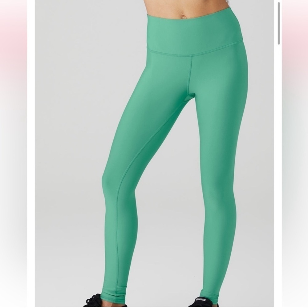 Like new Alo yoga airlift leggings